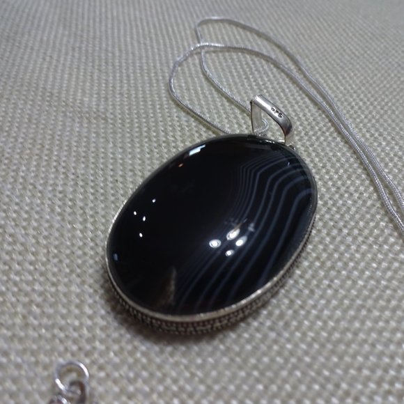 Elegant "BANDED ONYX" Handmade Sterling Pendant/Chain #213B - Picture 3 of 3